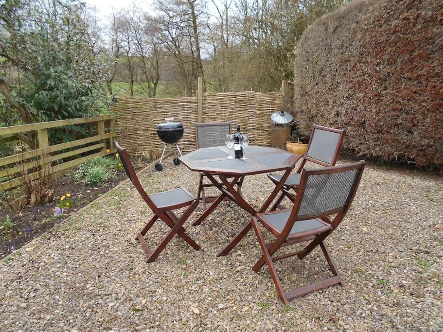 The Granary, Old Corn Mill, Yorkshire Dales Appartement West Burton Buitenkant foto