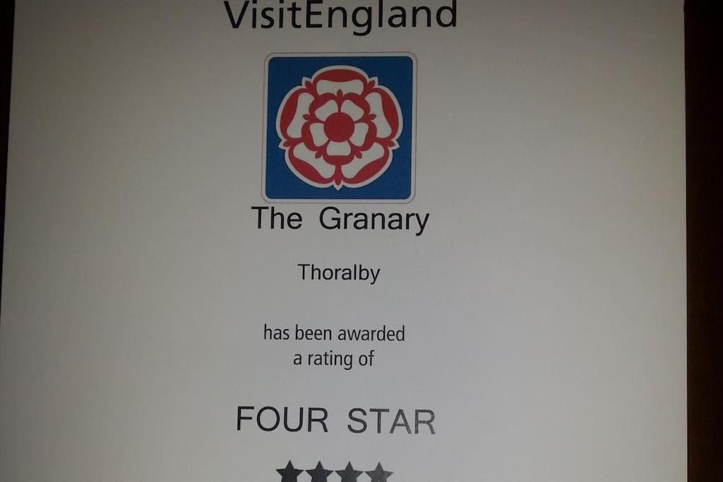 The Granary, Old Corn Mill, Yorkshire Dales Appartement West Burton Buitenkant foto