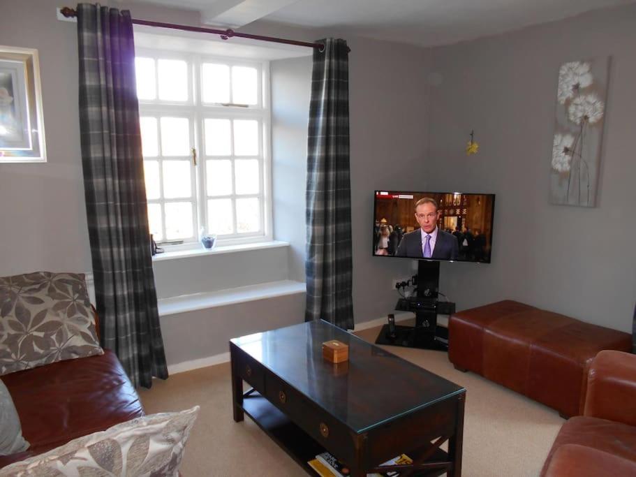 The Granary, Old Corn Mill, Yorkshire Dales Appartement West Burton Buitenkant foto